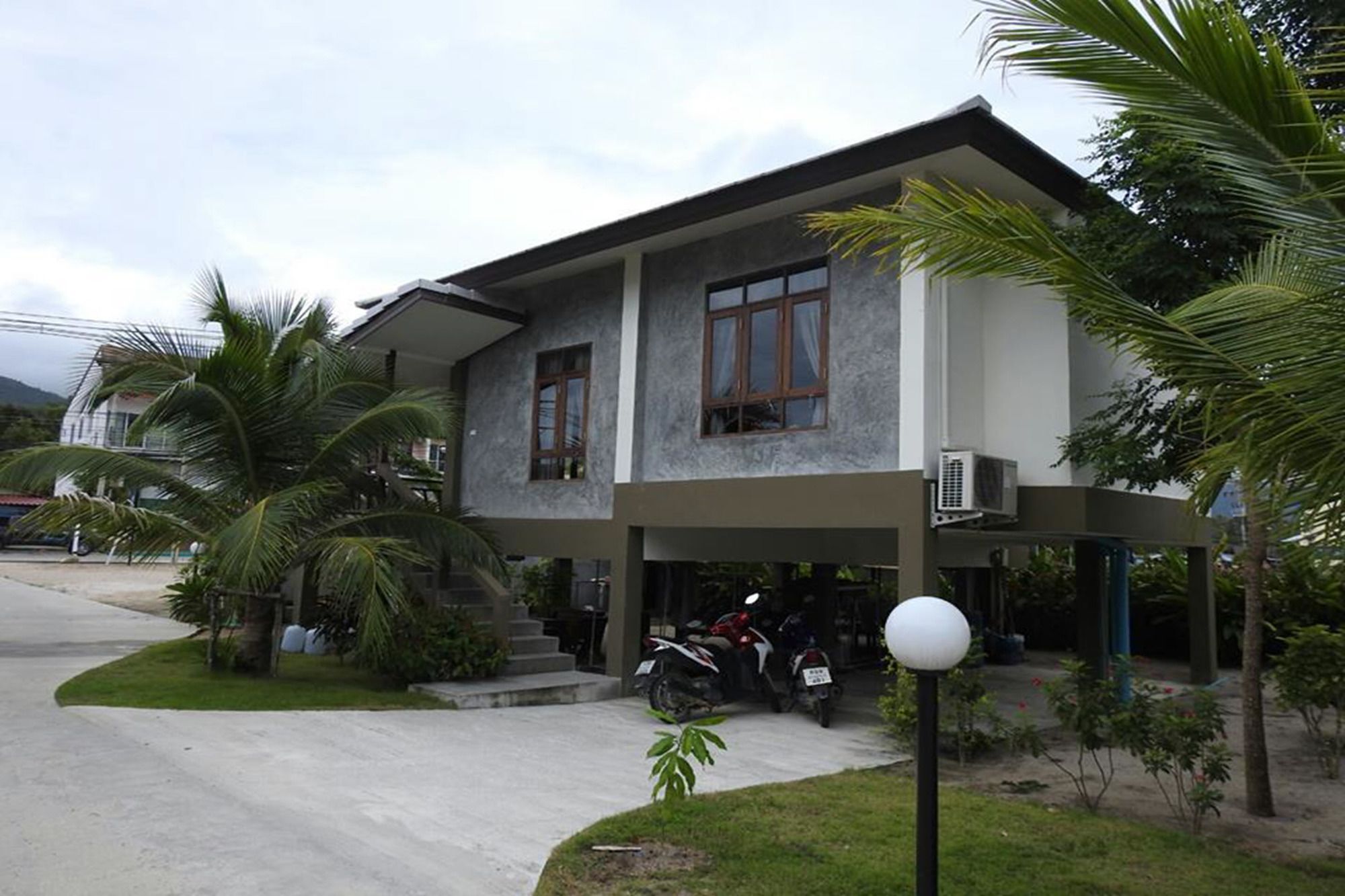 Saparote Hostel Тонг Сала Экстерьер фото
